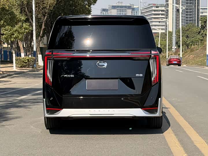 Фото 9 - GAC Trumpchi M8