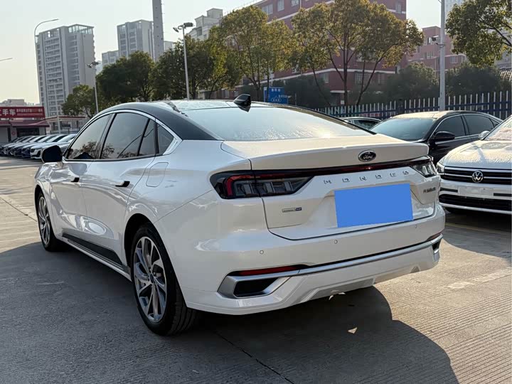 Фото 3 - Ford Mondeo