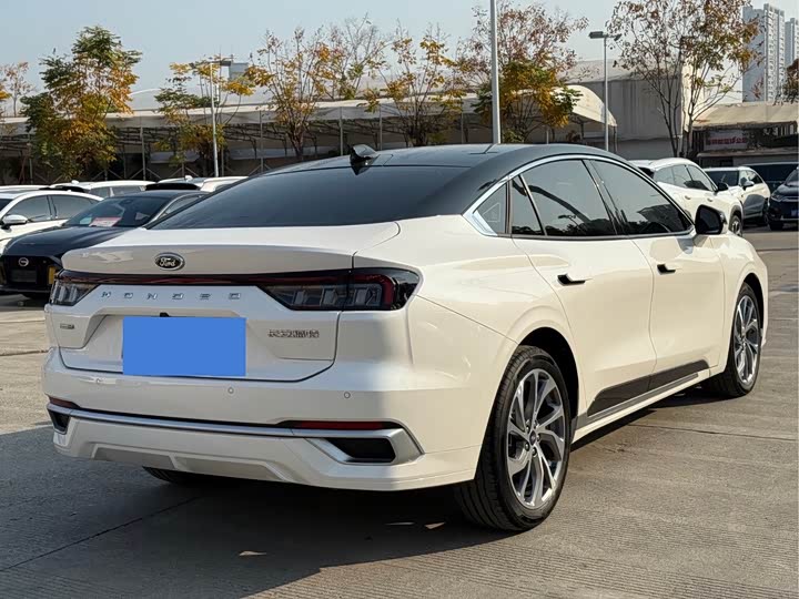 Фото 5 - Ford Mondeo