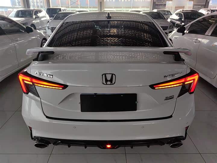 Фото 6 - Honda Integra