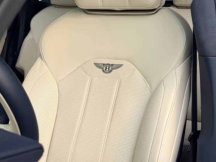 Фото 5 - Bentley Bentayga
