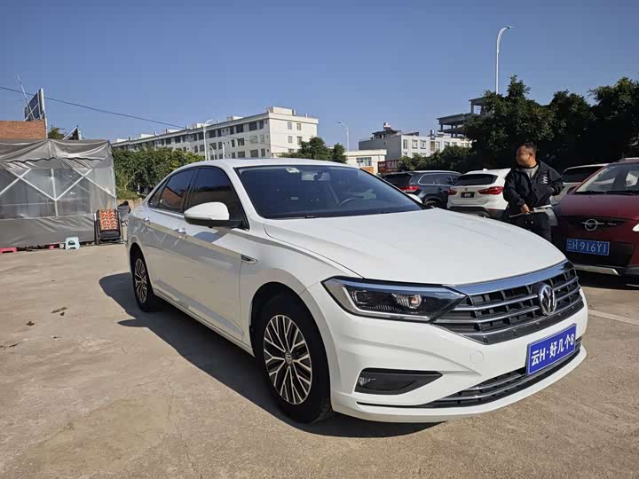 Фото 3 - Volkswagen Sagitar L