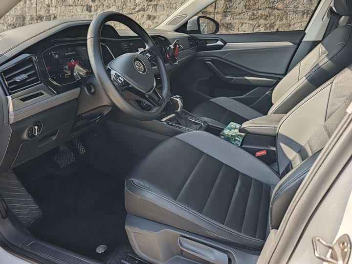 Фото 7 - Volkswagen Sagitar L