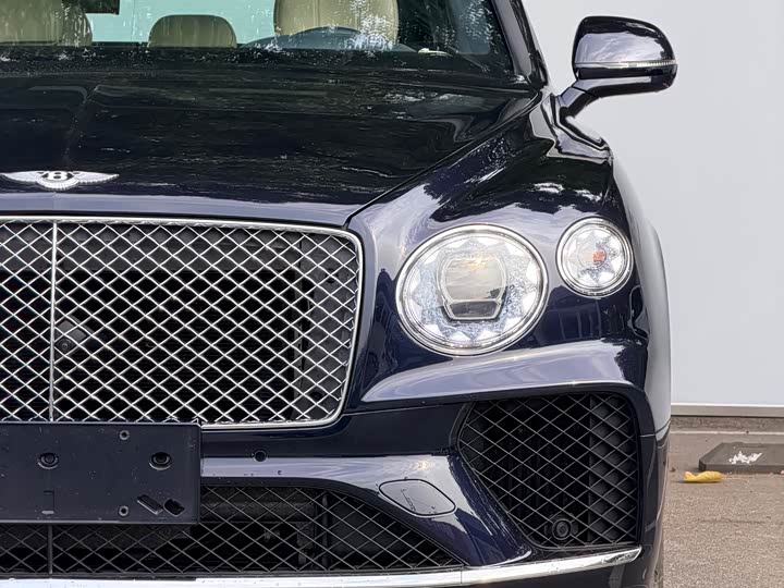 Фото 3 - Bentley Bentayga