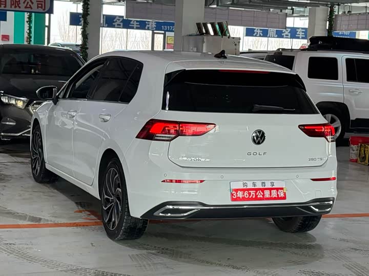 Фото 5 - Volkswagen Golf