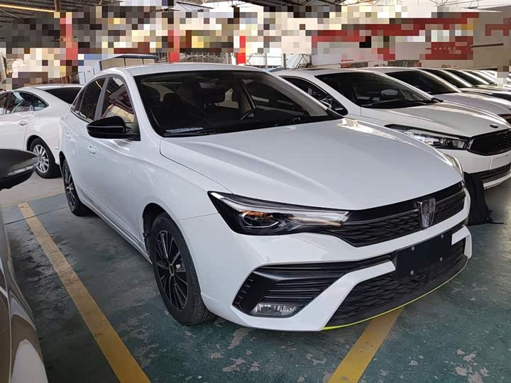 Фото 4 - Roewe i5