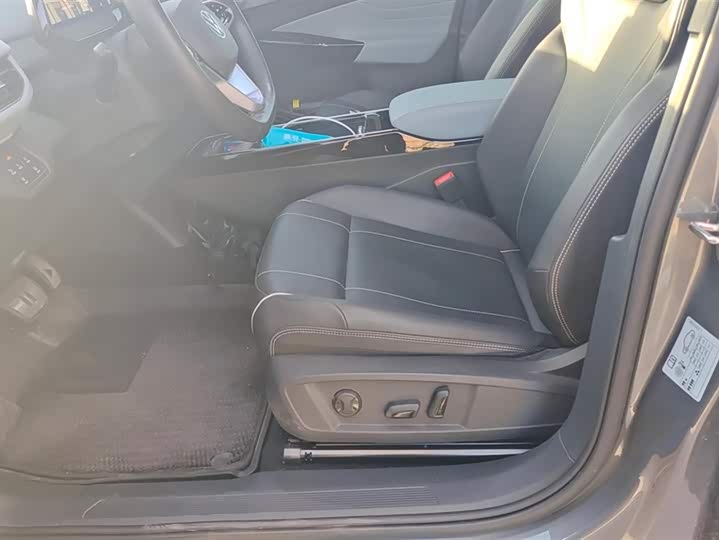 Фото 9 - Volkswagen ID.4 X