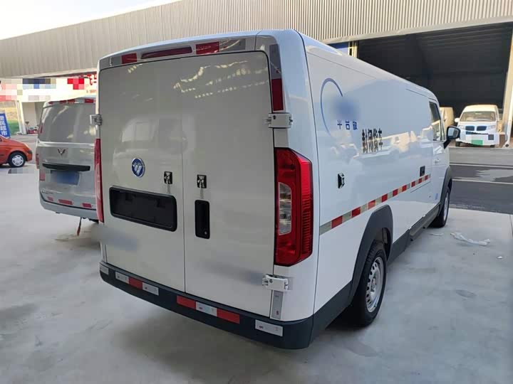 Фото 7 - Foton Smart Smurf E7