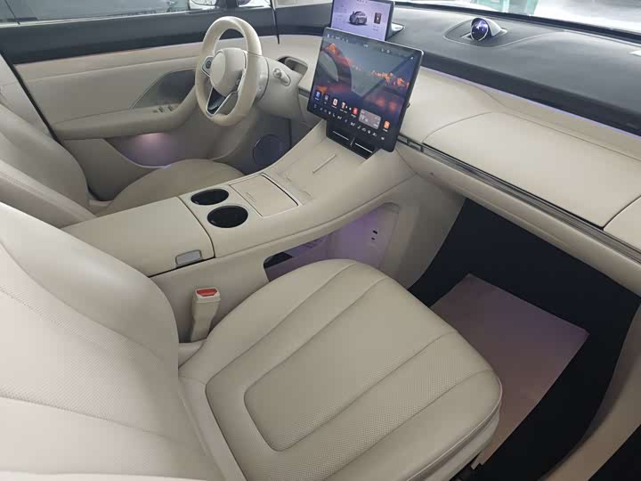 Фото 4 - Luxeed R7