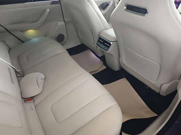 Фото 5 - Luxeed R7