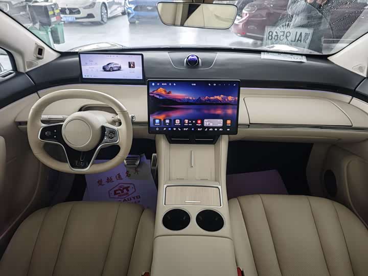 Фото 6 - Luxeed R7