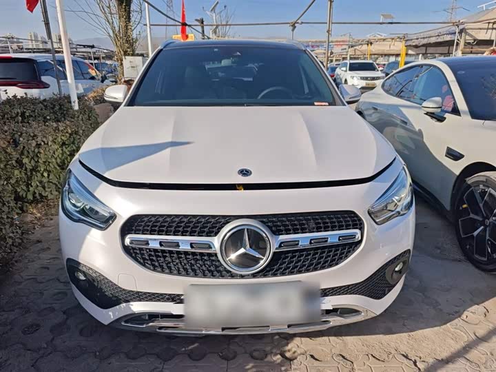 Фото 3 - Mercedes-Benz GLA-Class