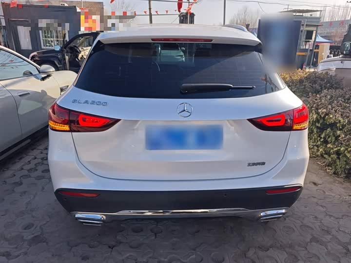 Фото 6 - Mercedes-Benz GLA-Class