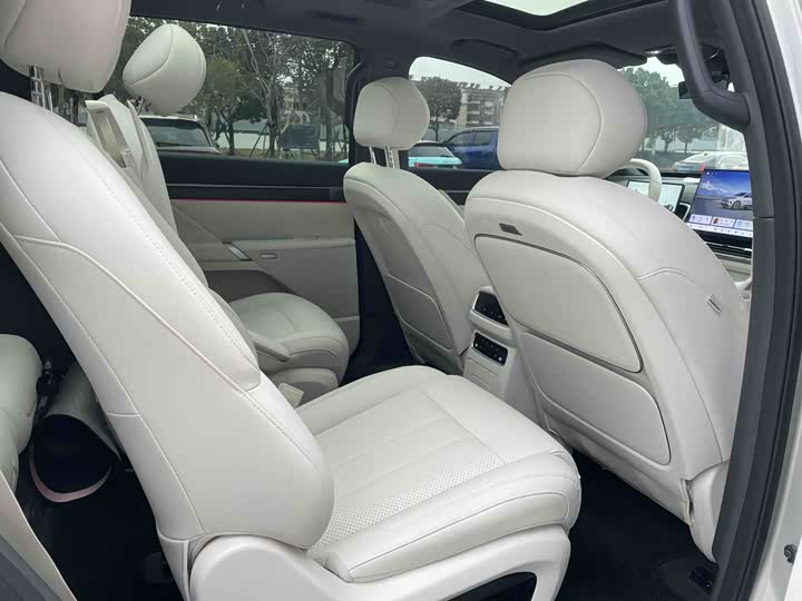 Фото 8 - Dongfeng Yipai eπ 008