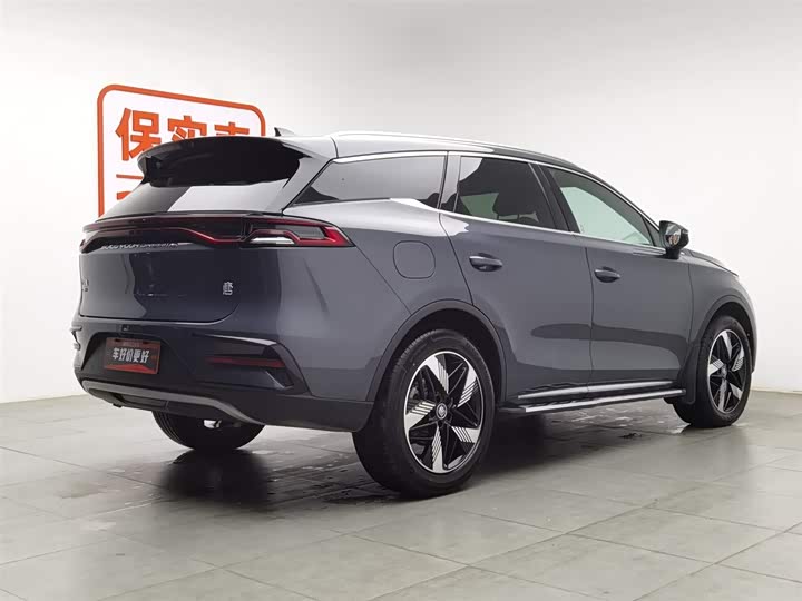 Фото 2 - BYD Tang Hybrid/EV