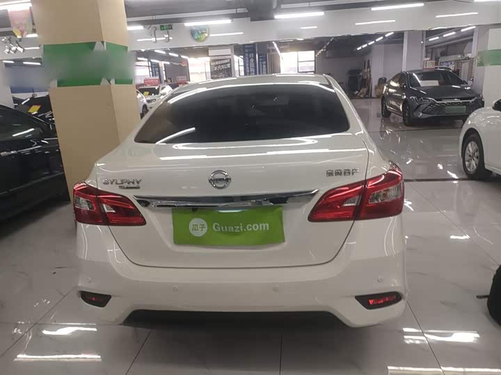 Фото 6 - Nissan Sylphy