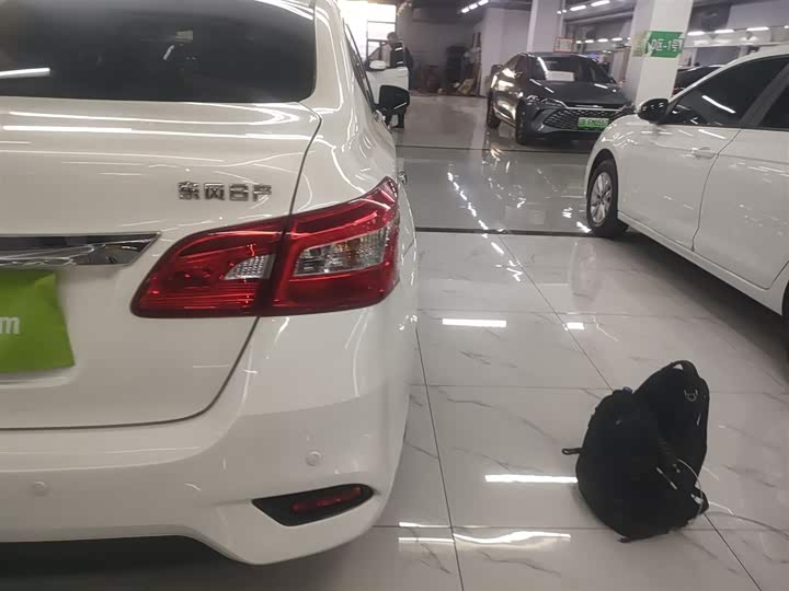 Фото 8 - Nissan Sylphy