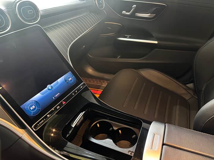 Фото 7 - Mercedes-Benz C-Class