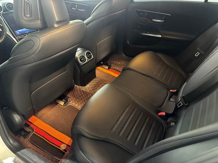 Фото 9 - Mercedes-Benz C-Class