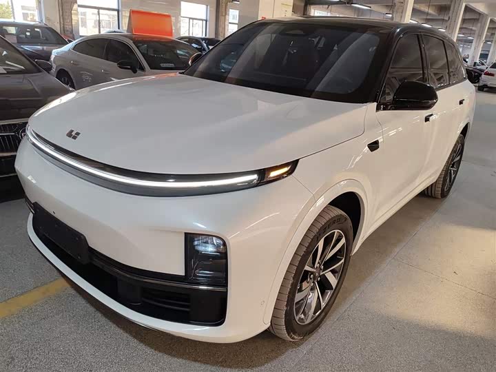 Фото 1 - LiXiang L7