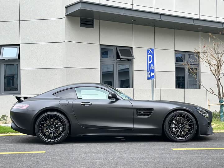 Фото 6 - Mercedes-Benz AMG GT