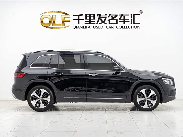 Фото 8 - Mercedes-Benz GLB-Class