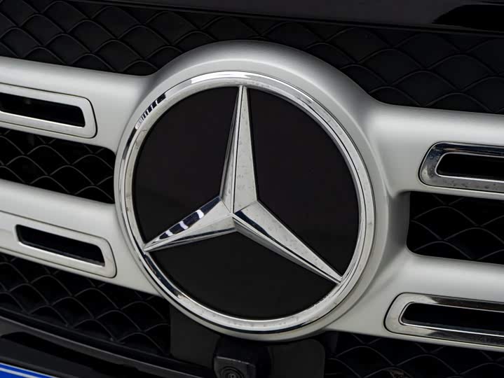 Фото 9 - Mercedes-Benz GLB-Class