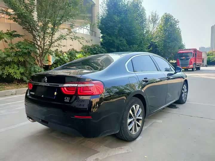 Фото 7 - Citroen C6