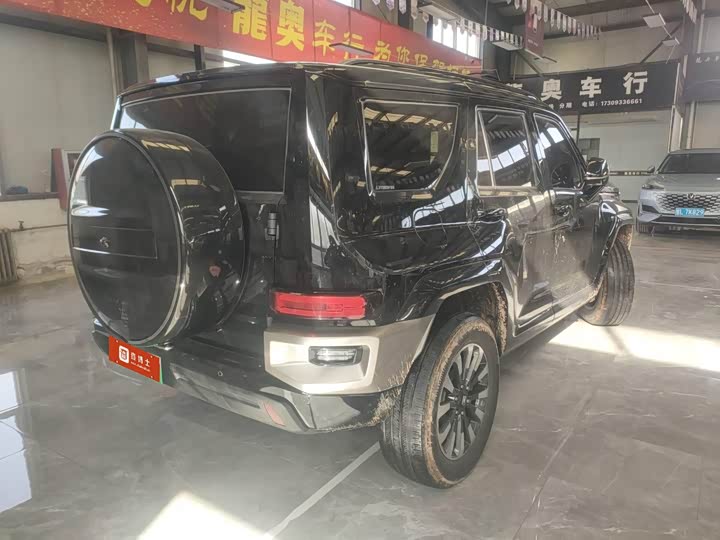 Фото 2 - Tank 700 Hybrid