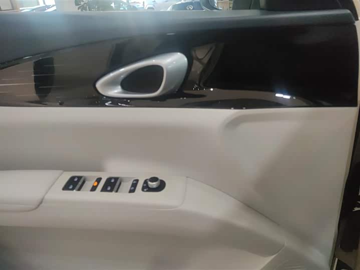 Фото 7 - Geely Galaxy Geome