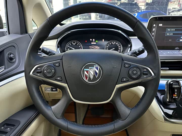 Фото 8 - Buick GL8 ES