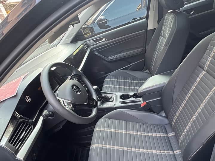 Фото 4 - Volkswagen Lavida