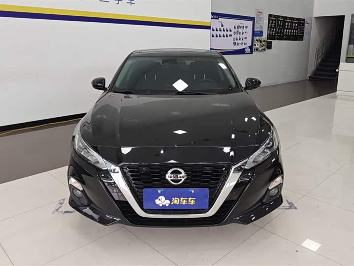 Фото 2 - Nissan Teana