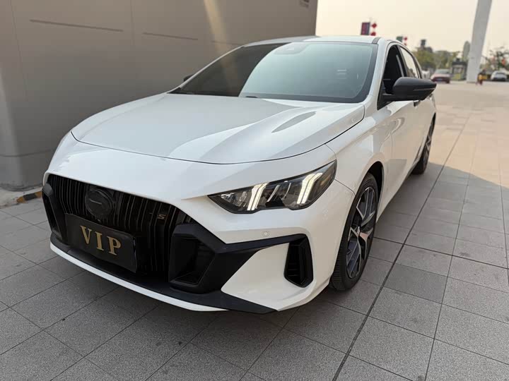 Фото 1 - GAC Trumpchi Empow R