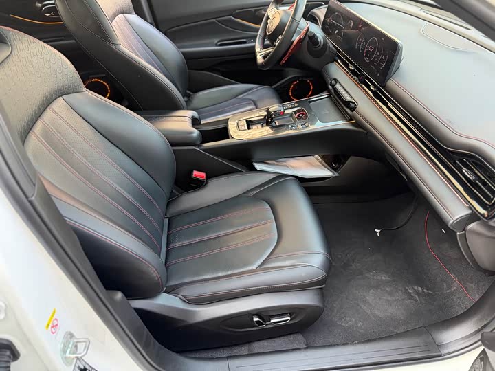 Фото 6 - GAC Trumpchi Empow R