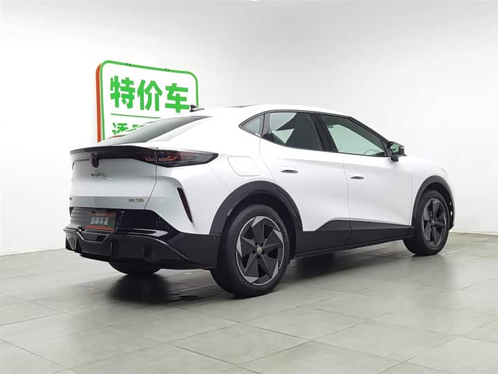 Фото 2 - Volkswagen ID.Unyx