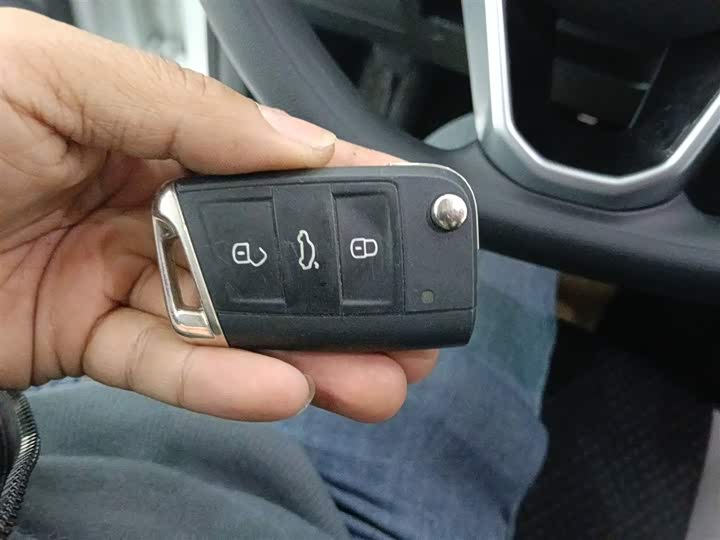 Фото 9 - Volkswagen Tacqua