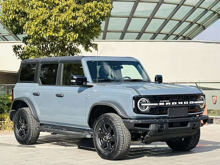 Фото 3 - Ford Bronco