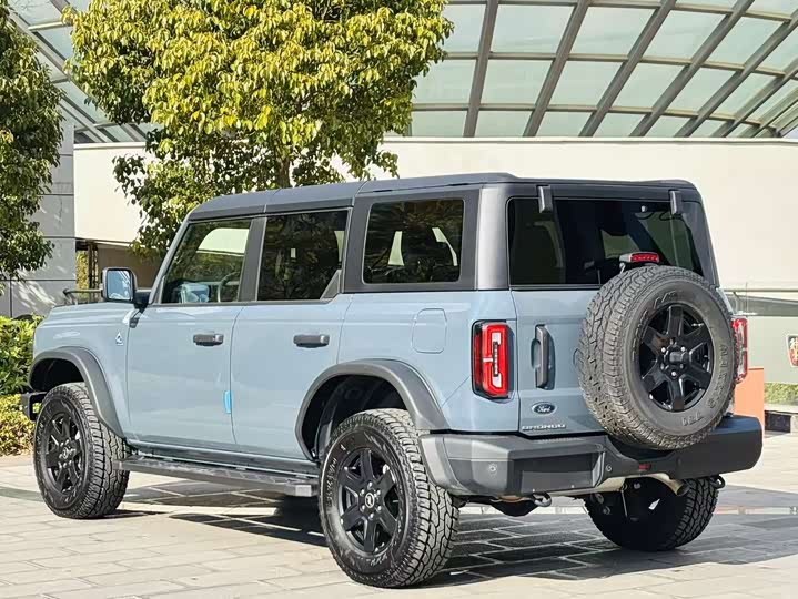 Фото 7 - Ford Bronco