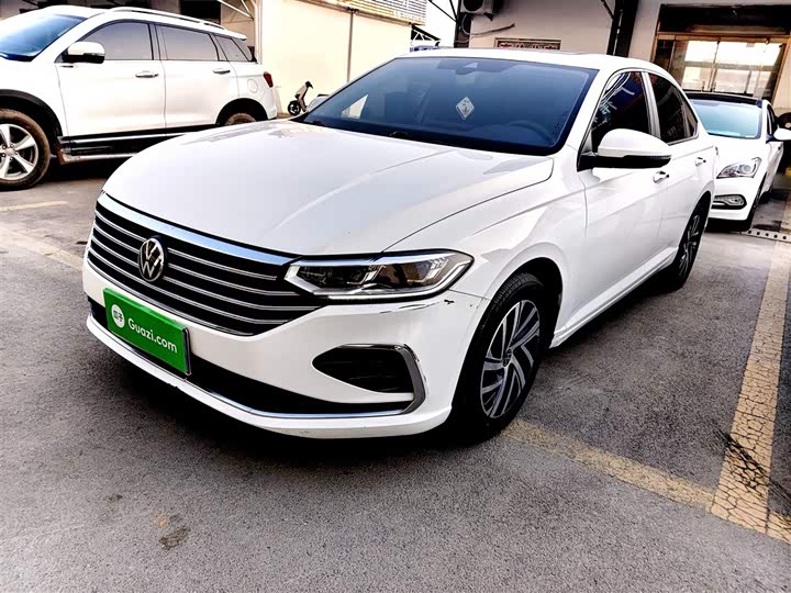 Фото 2 - Volkswagen Lavida