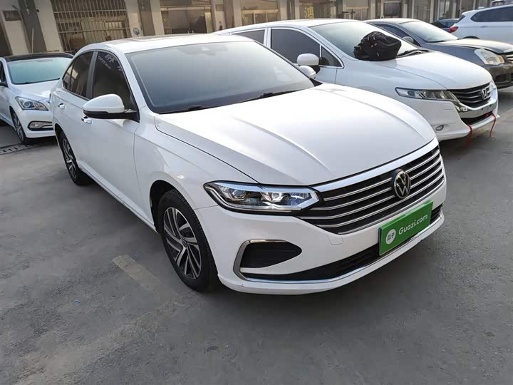 Фото 3 - Volkswagen Lavida