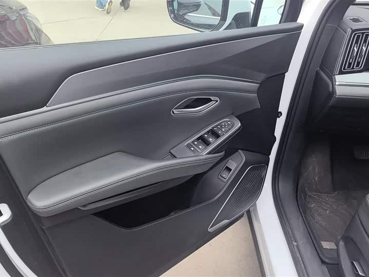 Фото 7 - BYD Song L DM-i Hybrid