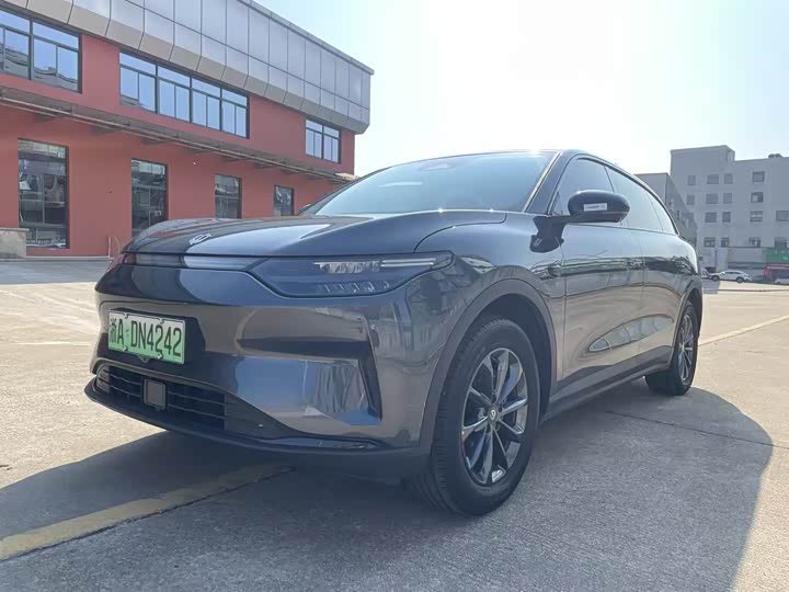 Фото 1 - Leapmotor C11