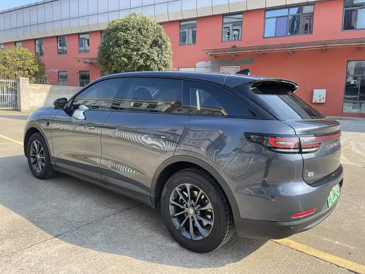 Фото 9 - Leapmotor C11