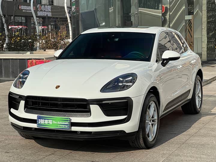 Фото 1 - Porsche Macan