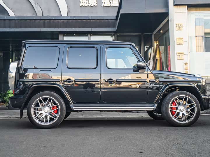 Фото 3 - Mercedes-Benz G-Class AMG