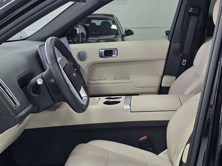 Фото 7 - LiXiang L7