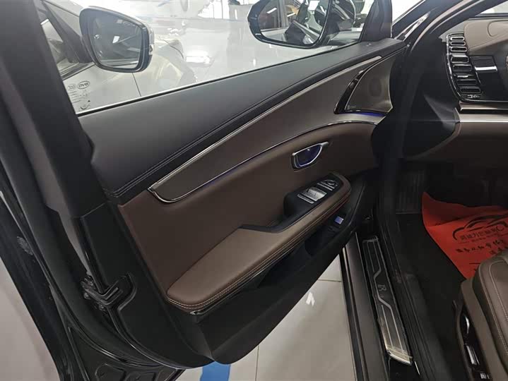 Фото 7 - BYD Han