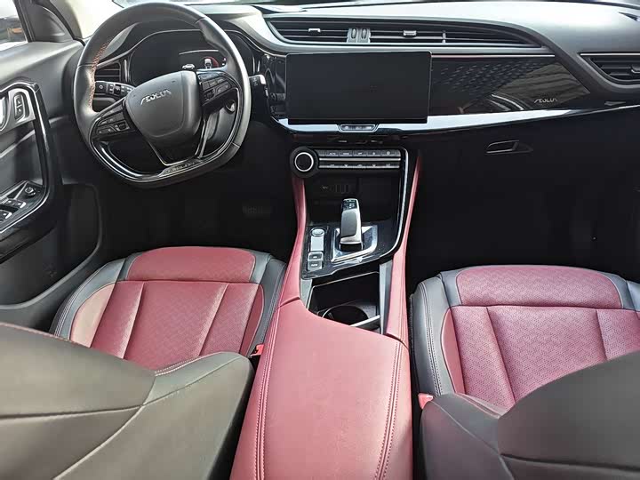 Фото 9 - Dongfeng Aeolus AX7