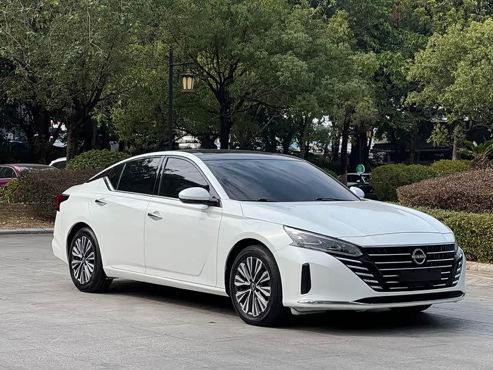 Фото 3 - Nissan Teana